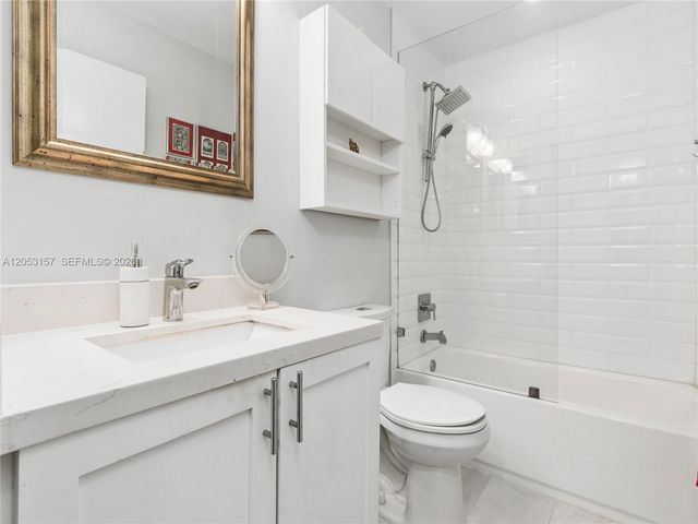 1707 SW 109th Terrace, Davie, FL 33324