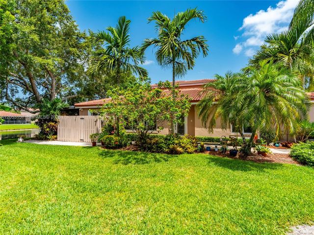 1707 SW 109th Terrace, Davie, FL 33324