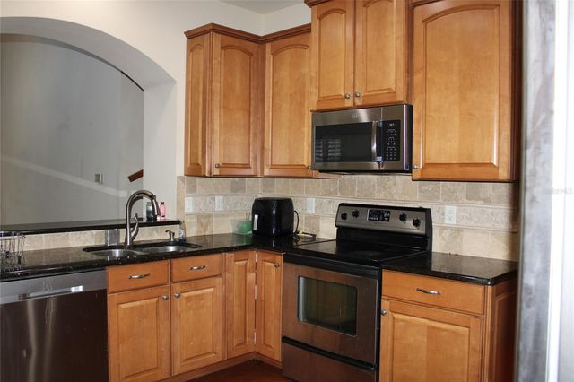 4961 ANNISTON CIRCLE, Tampa, FL 33647