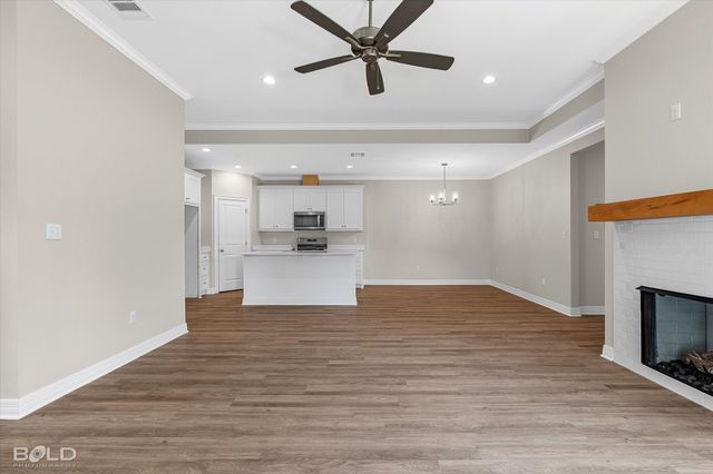 5862 Northwood Oaks, Shreveport, LA 71107