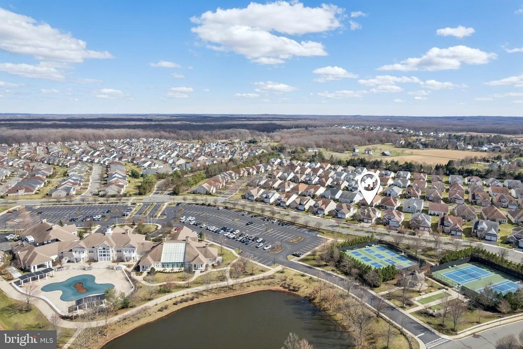 Image 23 of property listing at 14 COBBLESTONE BLVD, Monroe Twp, NJ 08831