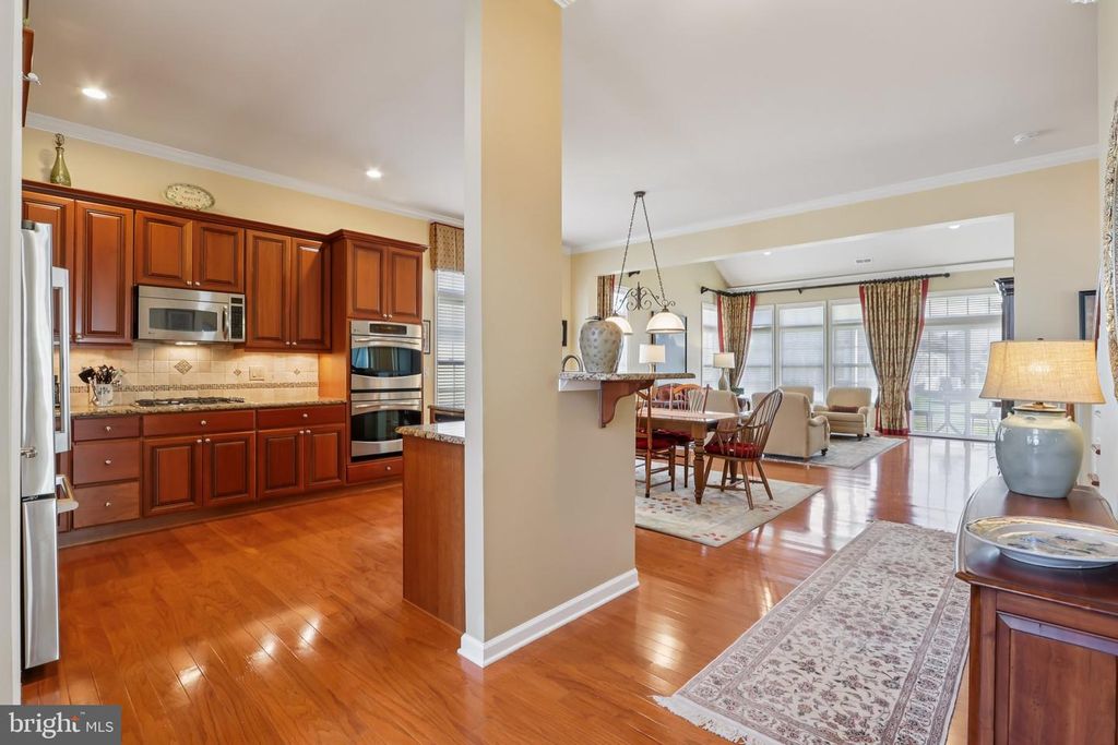 Image 7 of property listing at 14 COBBLESTONE BLVD, Monroe Twp, NJ 08831