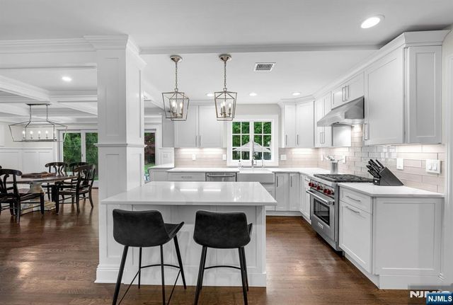 267 Merlin Place, Wyckoff, NJ 07481