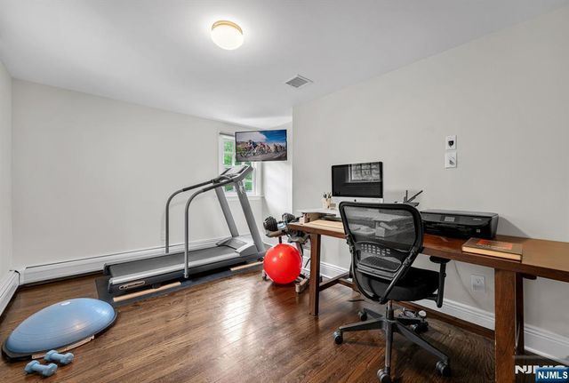 267 Merlin Place, Wyckoff, NJ 07481