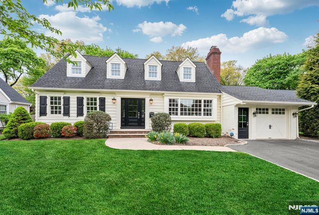 267 Merlin Place, Wyckoff, NJ 07481
