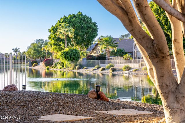 7034 W ROSE GARDEN Lane, Glendale, AZ 85308