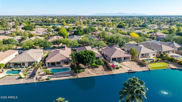 7034 W ROSE GARDEN Lane, Glendale, AZ 85308