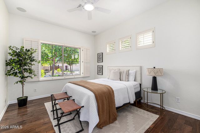 7034 W ROSE GARDEN Lane, Glendale, AZ 85308