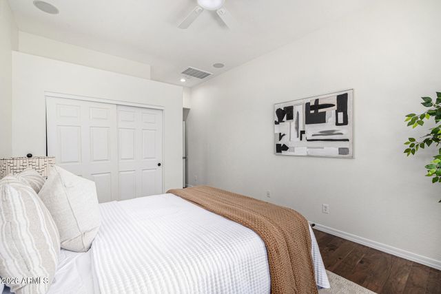 7034 W ROSE GARDEN Lane, Glendale, AZ 85308