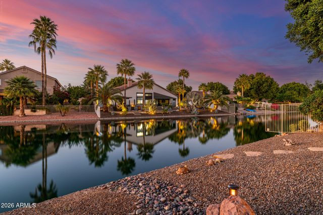 7034 W ROSE GARDEN Lane, Glendale, AZ 85308