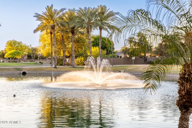 7034 W ROSE GARDEN Lane, Glendale, AZ 85308