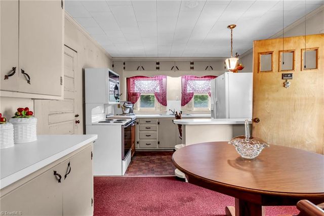 310 E Ryder Avenue, Landis, NC 28088