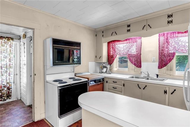310 E Ryder Avenue, Landis, NC 28088