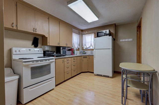 722 ROOSEVELT STREET, Menasha, WI 54952