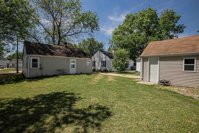 722 ROOSEVELT STREET, Menasha, WI 54952