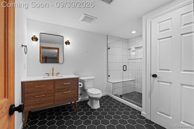 3250 Chestnut Run Drive, Bloomfield Hills, MI 48302