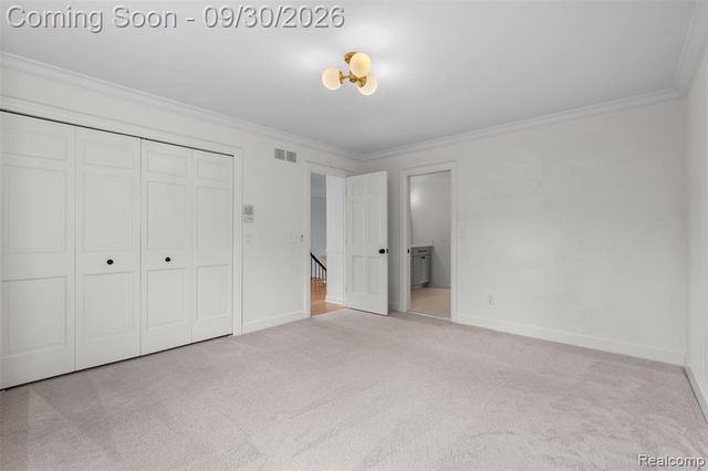 3250 Chestnut Run Drive, Bloomfield Hills, MI 48302