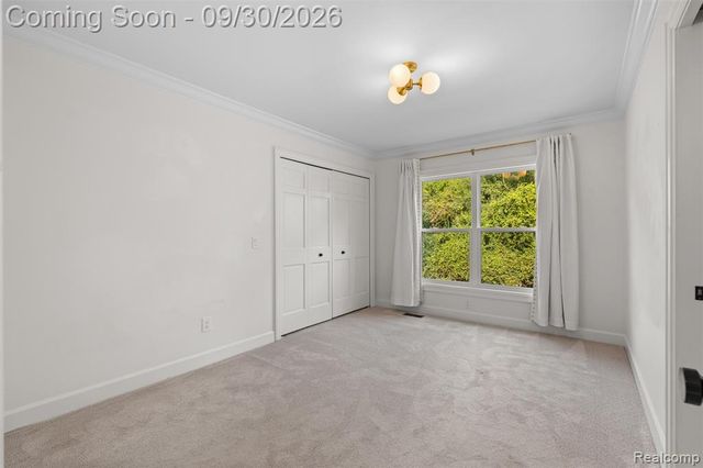 3250 Chestnut Run Drive, Bloomfield Hills, MI 48302