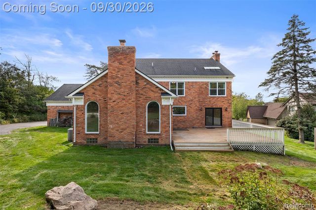 3250 Chestnut Run Drive, Bloomfield Hills, MI 48302
