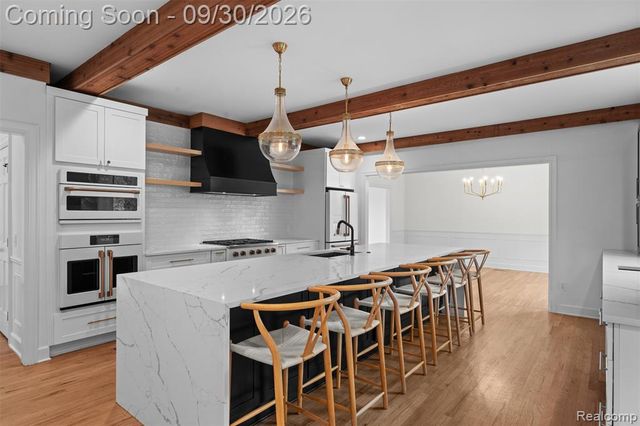 3250 Chestnut Run Drive, Bloomfield Hills, MI 48302