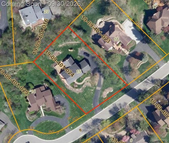 3250 Chestnut Run Drive, Bloomfield Hills, MI 48302