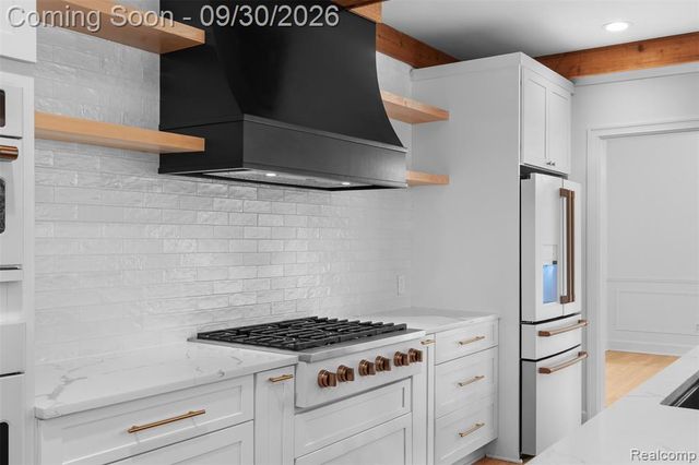 3250 Chestnut Run Drive, Bloomfield Hills, MI 48302