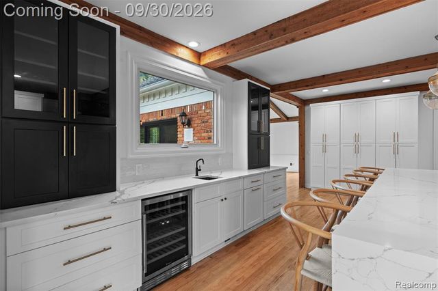 3250 Chestnut Run Drive, Bloomfield Hills, MI 48302