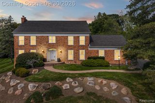 3250 Chestnut Run Drive, Bloomfield Hills, MI 48302