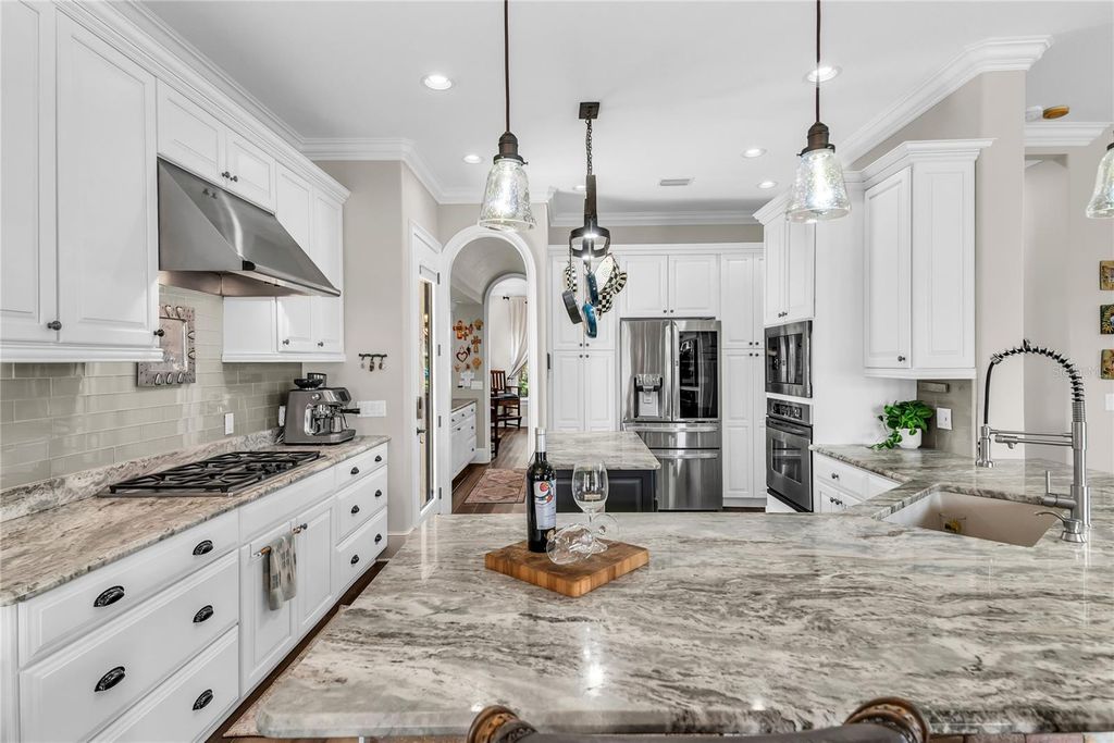 Image 13 of property listing at 1413 OSCEOLA COURT, Orlando, FL 32806