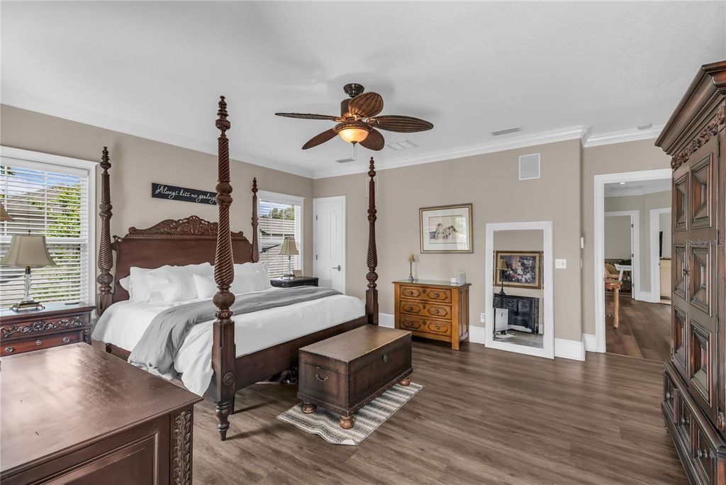 Image 36 of property listing at 1413 OSCEOLA COURT, Orlando, FL 32806