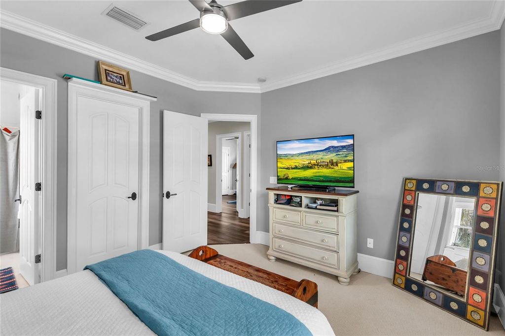 Image 52 of property listing at 1413 OSCEOLA COURT, Orlando, FL 32806