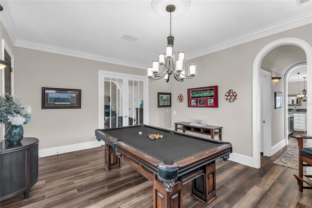 Image 8 of property listing at 1413 OSCEOLA COURT, Orlando, FL 32806