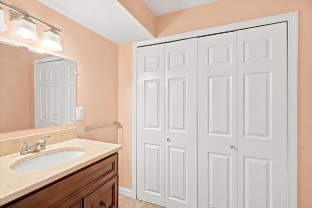 59 Holyoke 3, Lynn, MA 01905