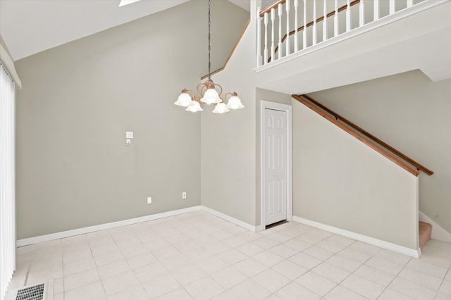 59 Holyoke 3, Lynn, MA 01905