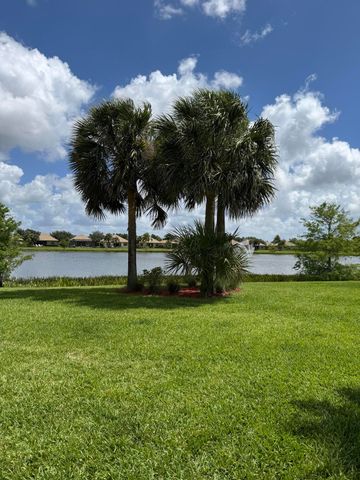 4452 Siena Circle, Wellington, FL 33414