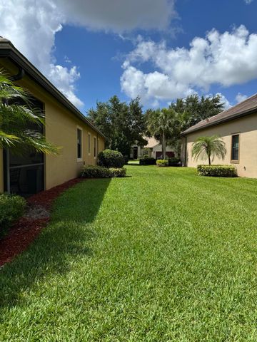 4452 Siena Circle, Wellington, FL 33414