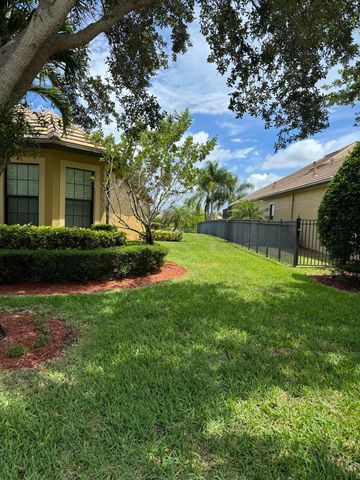 4452 Siena Circle, Wellington, FL 33414