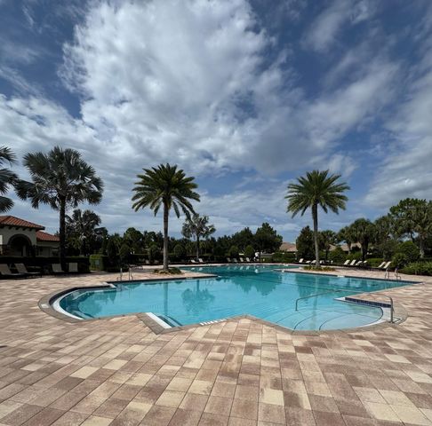 4452 Siena Circle, Wellington, FL 33414