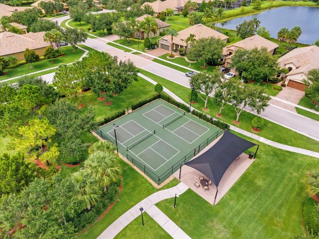 4452 Siena Circle, Wellington, FL 33414