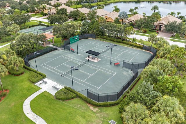 4452 Siena Circle, Wellington, FL 33414