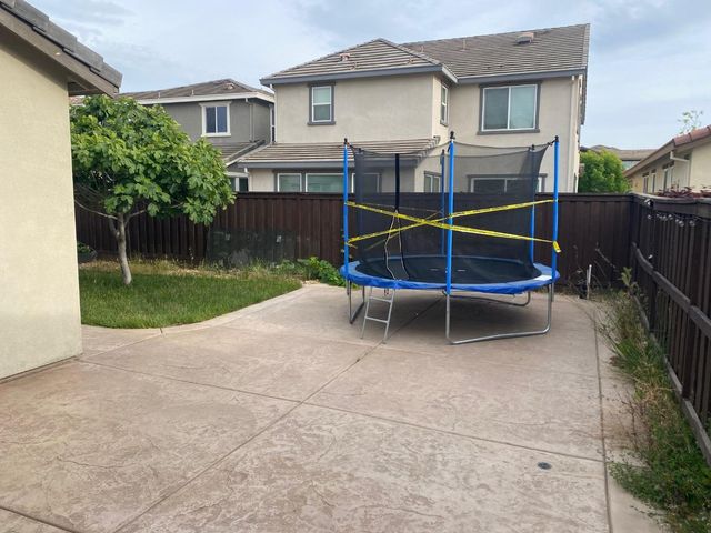 1878 Plumas Drive, Lathrop, CA 95330