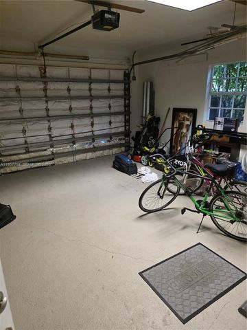 15764 SW 101st St 0, Miami, FL 33196