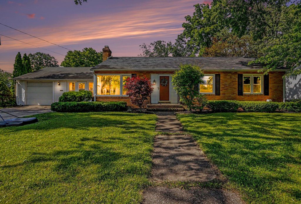 1835 Banbury Road, Kalamazoo, MI 49001