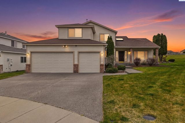 2843 Troon Ct, Richland, WA 99354