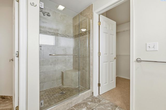 2843 Troon Ct, Richland, WA 99354