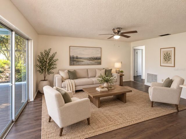 110 19TH STREET, Palm Harbor, FL 34683