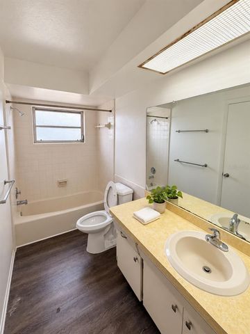110 19TH STREET, Palm Harbor, FL 34683