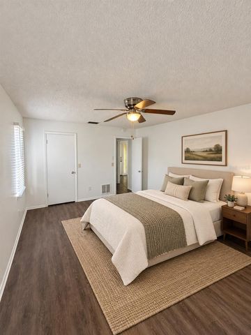 110 19TH STREET, Palm Harbor, FL 34683