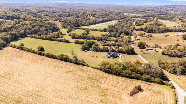 2865 McCanless Rd, Nolensville, TN 37135