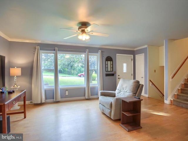 7770 ROBIN RD, Harrisburg, PA 17111